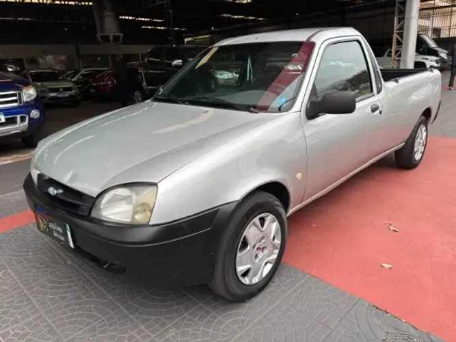 Ford Courier 1.6 L/ 1.6 Flex 2011