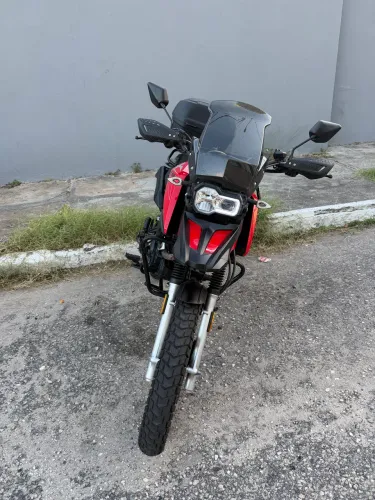 Shineray SHI 175 carburada.