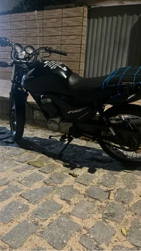 Moto muito boa, quero só vender