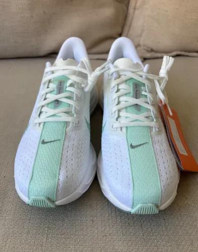 Tênis Nike Pegasus Plus 4 feminino (novo, nunca usado)