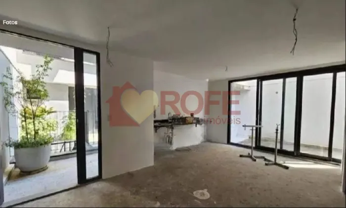 Casa em condomínio fechado, 2 dormitórios, 2 suítes 2 vagas