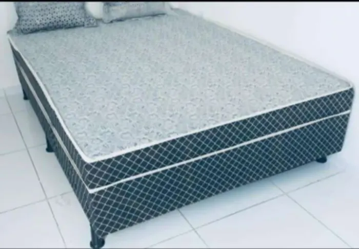 Cama casal box nova direto de fabrica 2 travesseiros inclusos.