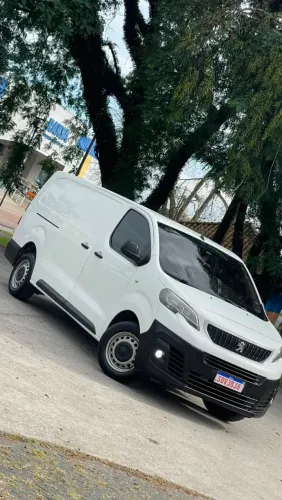 Peugeot Expert Cargo 1.5 Turbo Diesel 2023