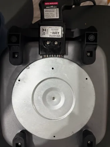 Panela Elétrica Britânia 220V