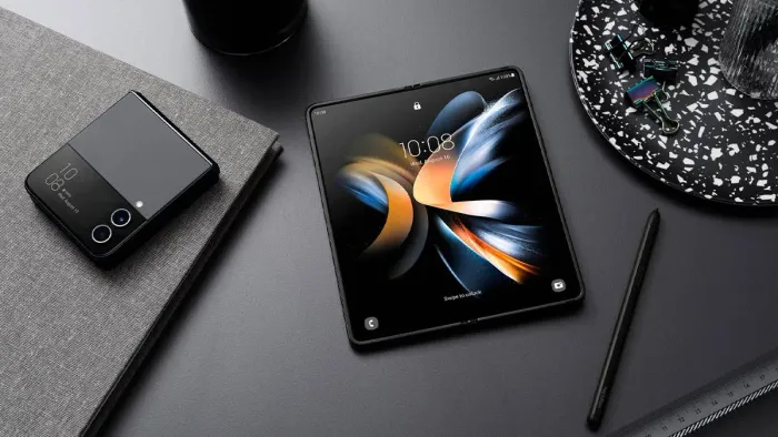 Samsung Galaxy Book 360 + Galaxy Z Fold 5 + Galaxy Watch 7 40mm LTE