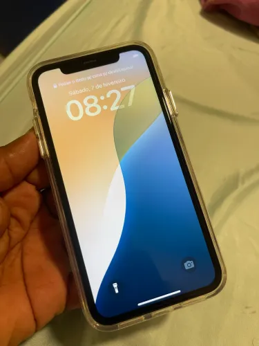Vendo iPhone 11novo 