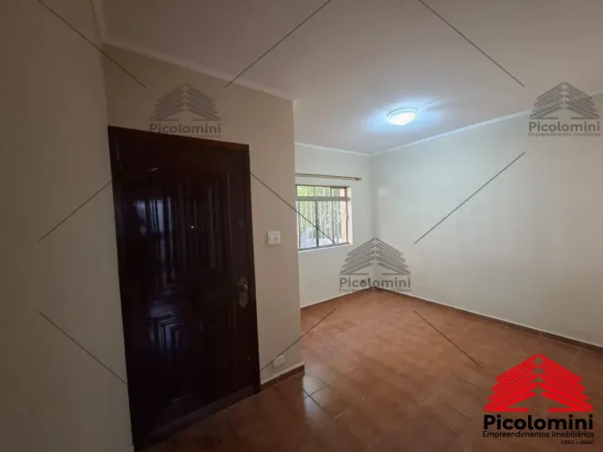 Casa de 70m² para locação na Mooca, são 2 dormitórios (1suíte), sala, 2 banheiros, cozinha