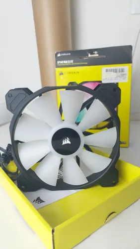  Corsair SP140 RGB Elite 140mm AirGuide - Novo Na Caixa