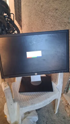 Monitor 23' HP LA2306x LED em perfeito estado