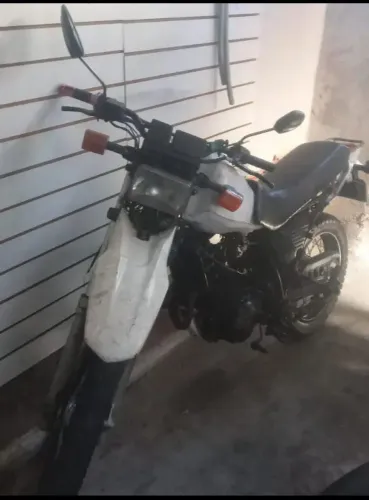 Moto XLX 350