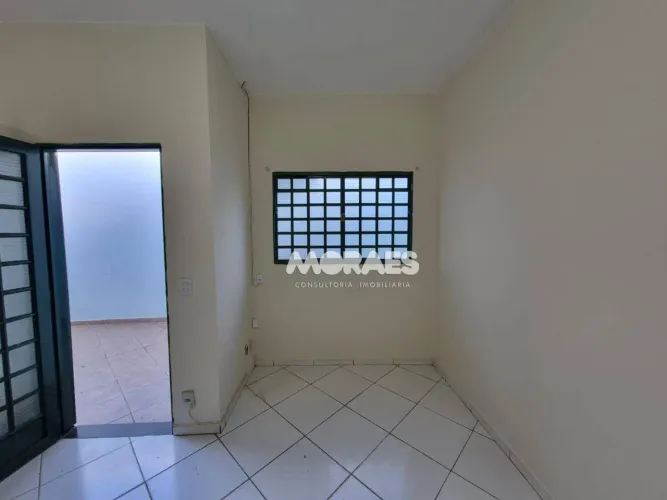 Casa com 1 quarto para alugar por R$ 1.250/mês - Vila Jardim Celina - Bauru/SP