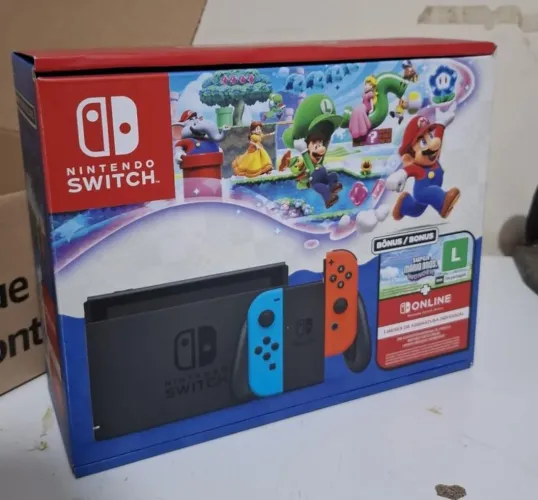 Nintendo Switch + Super Mario Bros. Wonder Lacrado (v2)