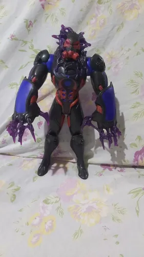 Boneco Oil Blast Toxzon - Max Steel Antigo