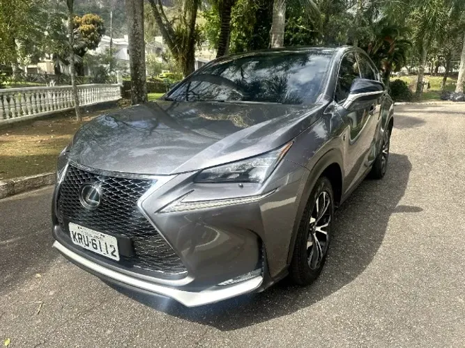 Lexus NX-200T F-sport 2.0 16V 238cv Aut. 2016