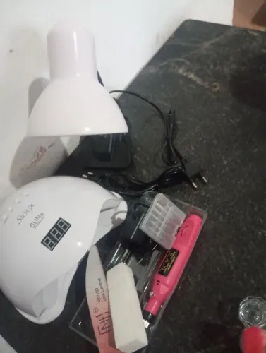 Máquina UV led , broca completa com 5 acessórios e abajur de atendimento