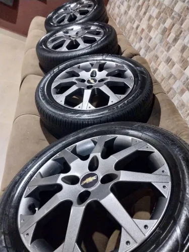 Jogo de roda 16 Astra Hatch advantage originais, Acompanha os pneus 