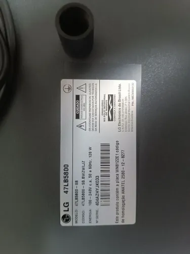 TV LG 47 POLEGADAS COM TELA QUEBRADA