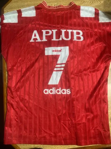 Camisa internacional 1997