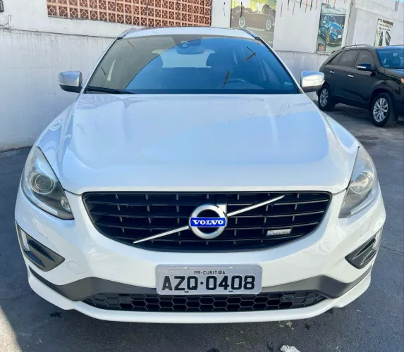 Volvo XC 60 T-5 R-design 2.0 FWD 5P 2015