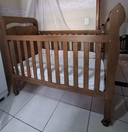 Berço americano 3 em 1 (mini cama) com colchão 