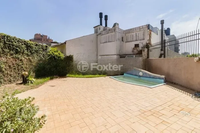 Vendo Excelente 5 quartos 2 suítes 5 garagens 453m² privativos Bairro Chácara das Pedras !