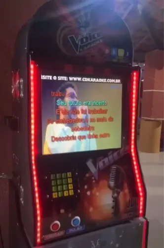 Locação de karaokê 3 em 1