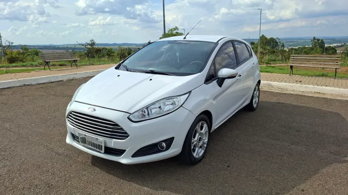 Ford Fiesta 1.6 16V Flex Mec. 5P 2014