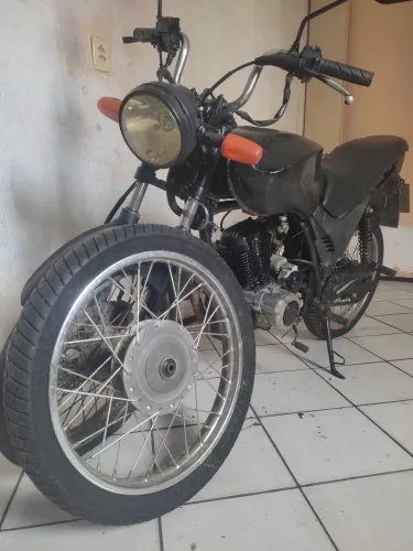 Dafra em ótimas condições