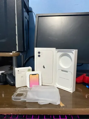 iPhone 11 - 128GB 