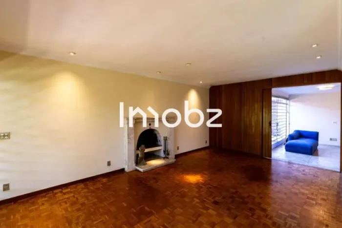 Casa à Venda - Campo Belo, 3 Quartos, 380 m2