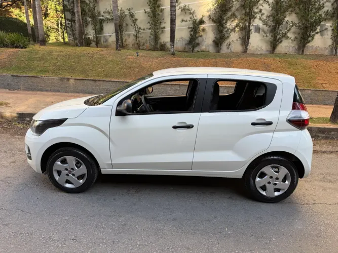 Fiat Mobi Like 1.0 Fire Flex 5P. 2020