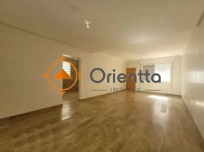 Casa com 230m², 4 dorm, Jardim São Pedro, Porto Alegre/RS