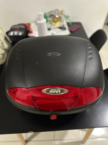Baú Givi E450 Simply - 45 Litros, Com Chave, Excelente Estado