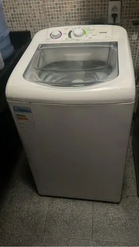 Vendendo móveis e elétrons 