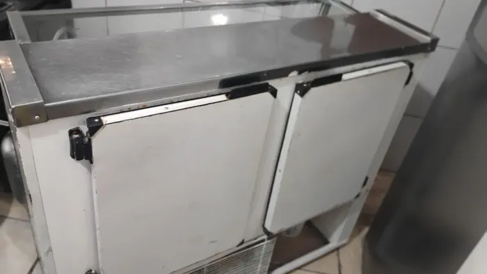 Expositor refrigerado para tortas