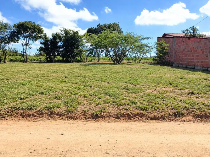 TERRENO A VENDA