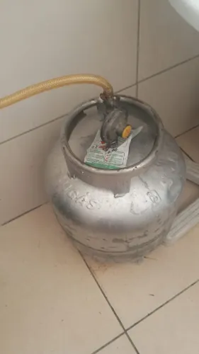 Tol verdendo esse bujoa
