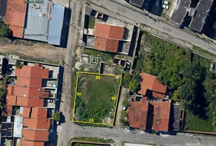Terreno à venda no Barroso, 735 m², esquina, Barroso - Fortaleza/CE