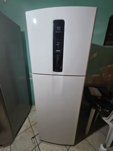 GELADEIRA ELECTROLUX IF43 - 390 LITROS | FROST FREE INVERTER