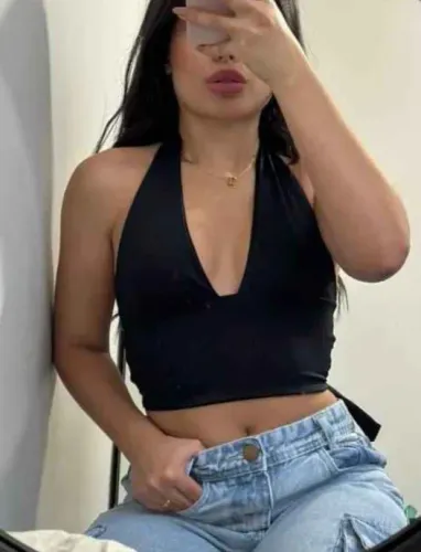 Blusa preta multiformas