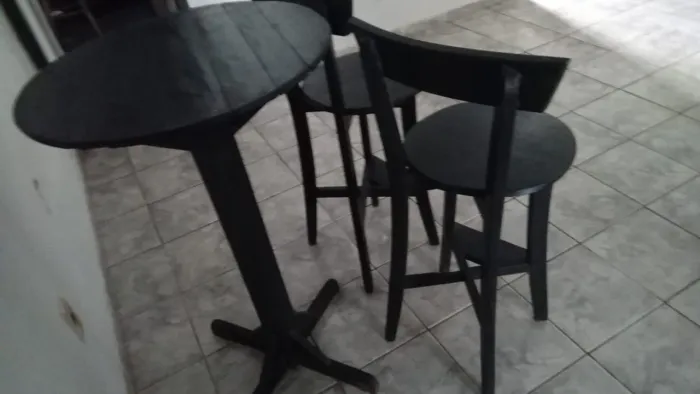 Mesa de 2 cadeiras