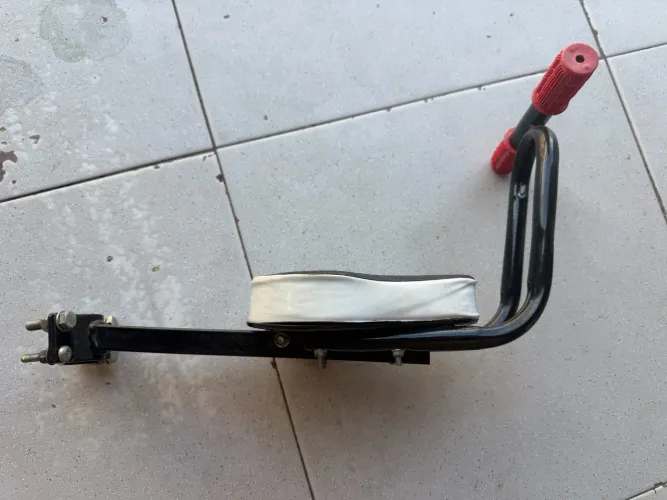 Cadeirinha infantil para scooter elétrica