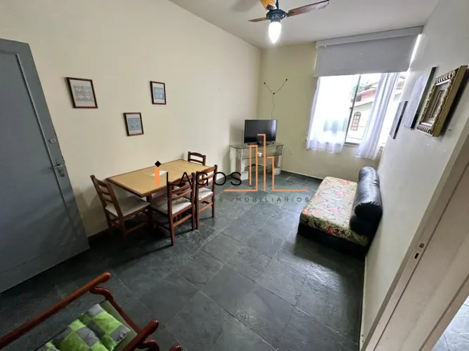 Apartamento para Venda em Cabo Frio, Centro, 2 dormitórios, 1 banheiro, 2 vagas