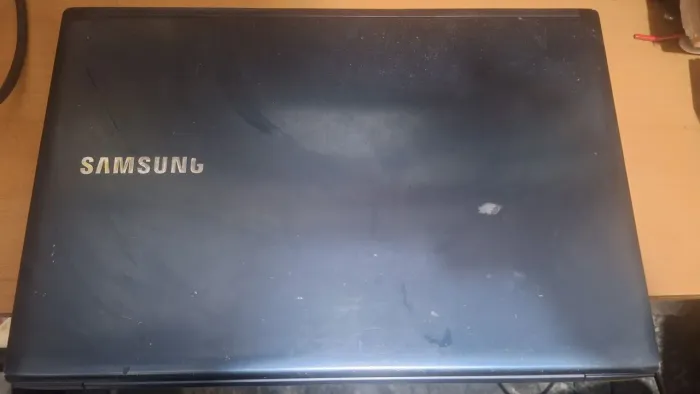 Notebook Samsung com defeito.