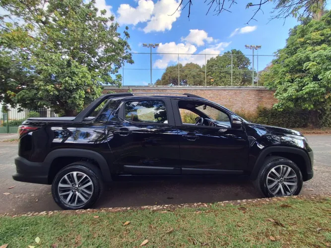 Fiat Strada Volcano 1.3 Flex 8V CD 2025