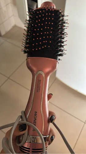 Escova modeladora