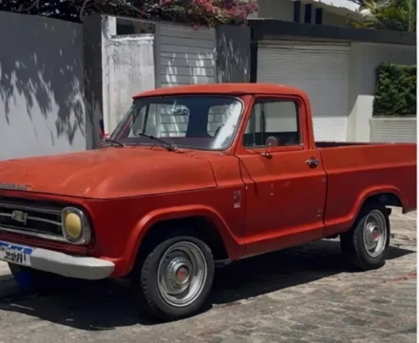Chevrolet C-10 2.5/4.1 1974