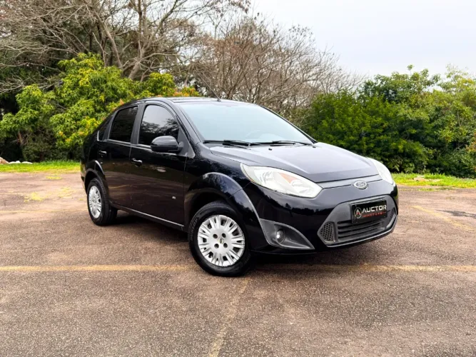 Ford Fiesta Sedan 1.6 16V Flex Mec. 2014