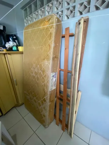 Cama e colchão