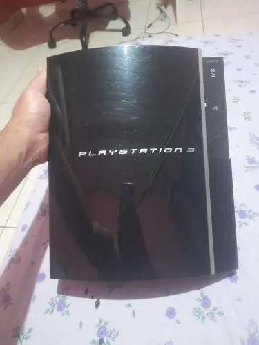 Ps3 fat com defeito (liga e desliga)
